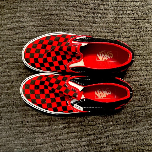 Vans Shoes - Vans, women’s 7.0 and men’s 5.5